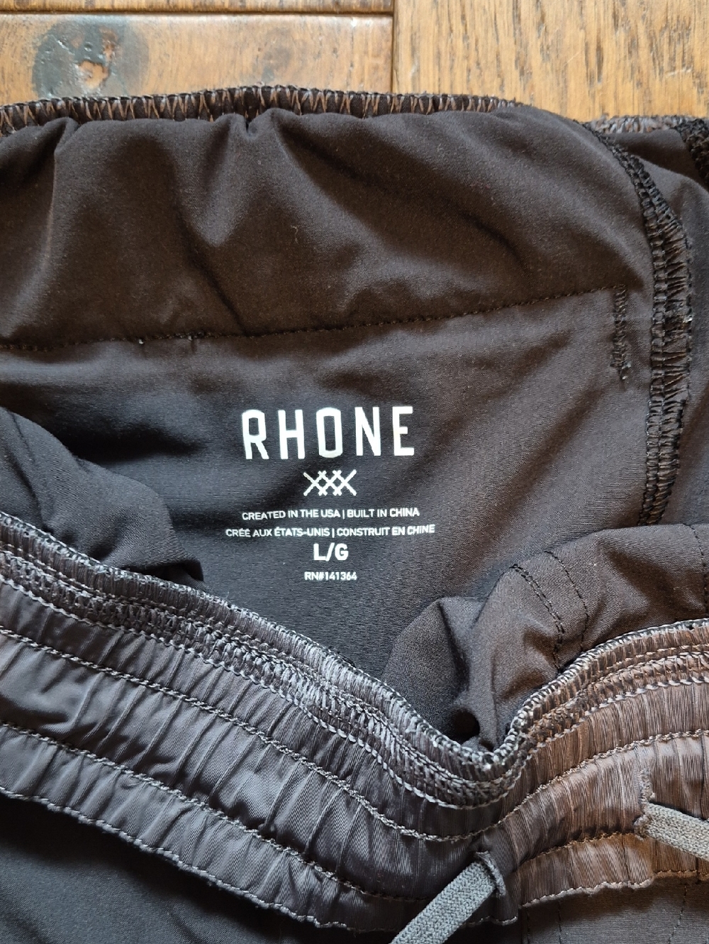 Rhone Shorts Black‎ size Large - Picture 2 of 6